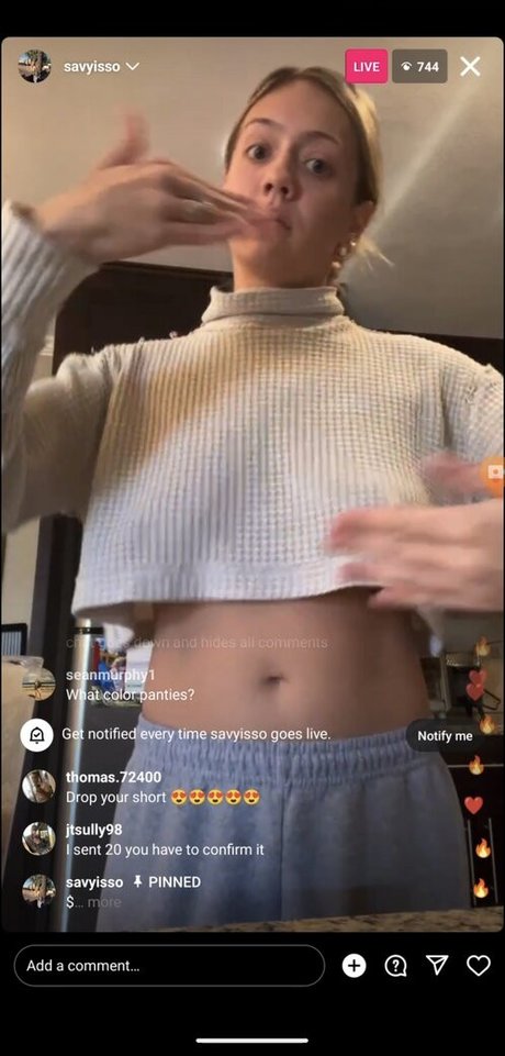 Savyisso pretty model image