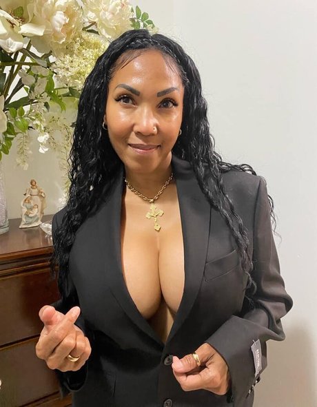 Odalys Borrero model naked img