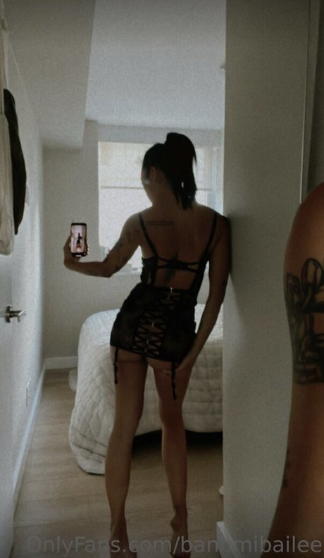 banhmibailee nudes model pictures