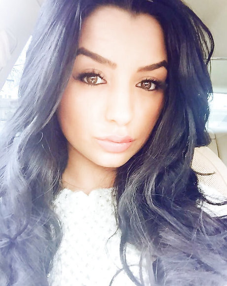 Nicolebella hot star image