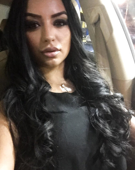 Nicolebella model exclusive photo