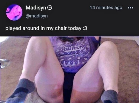 big oiled tits onlyfans hot sex pic