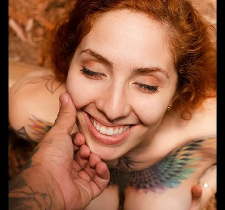 Flordetangerina erotic actress images