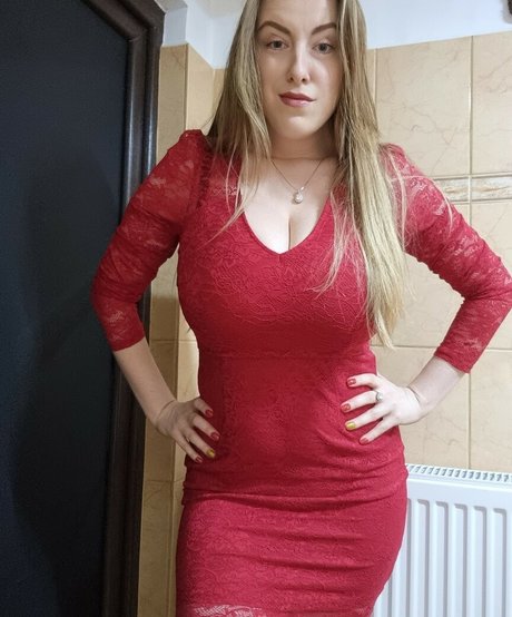 Blondy1 sex model img