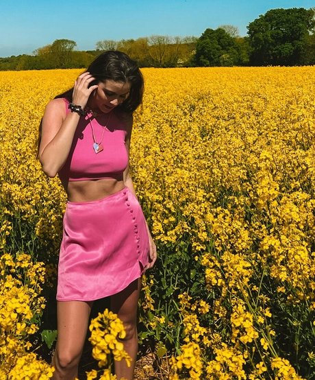 Sophie Slape naked actress photo