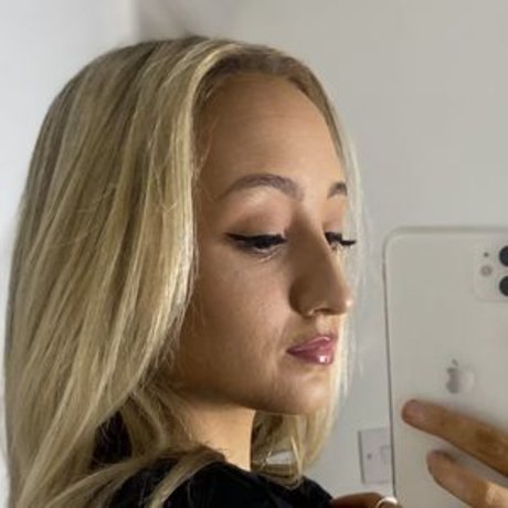 Nikkitta Sawyer pornstar top picture