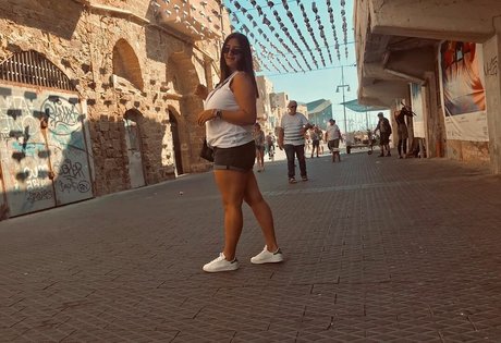 Marin Elbaz erotic model image