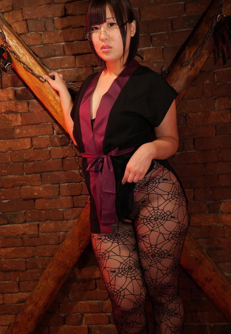 Yurino Hana exclusive star galleries