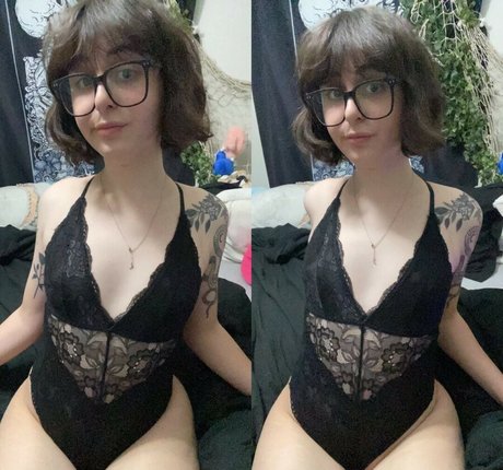 dripping wet pussy onlyfans art naked image