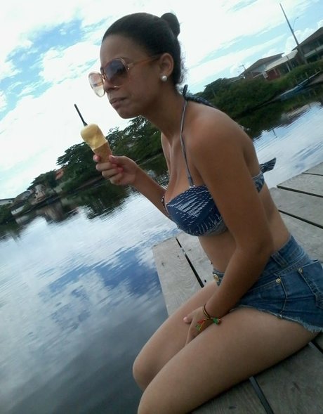 Enteada model hd picture