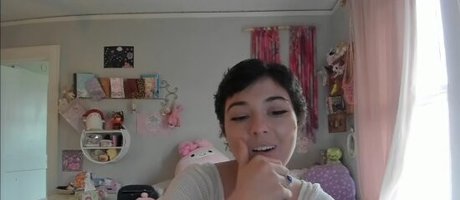 leleSmexii pornstar naked picture