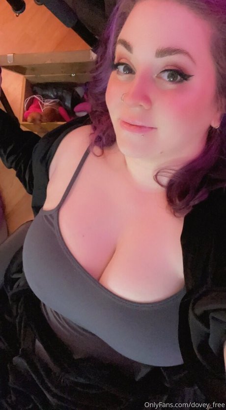 Dovey ASMR art actress archive