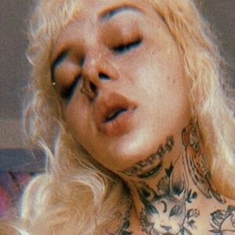 luluavalloni star sexy archive