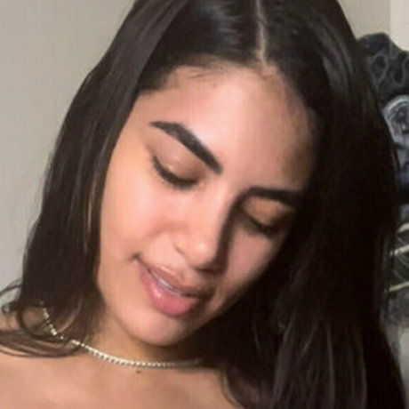 daniellavioti hot actress gallery