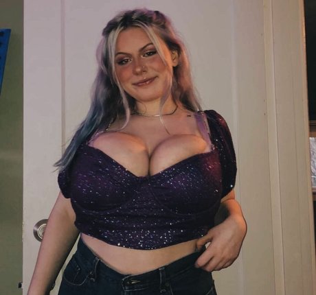 Gracekivlin star hot pictures