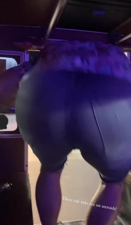 Shantel VanSanten model pretty img