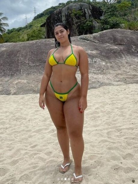 eucarolcoutinho pretty actress gallery