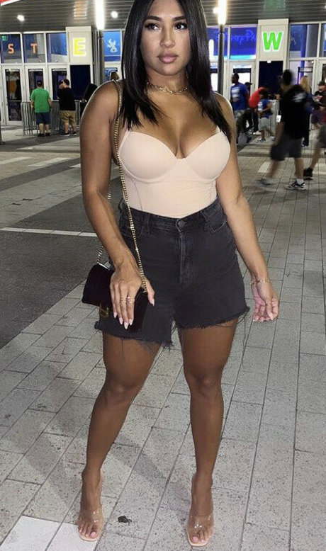 Leslie Ines sex model archive