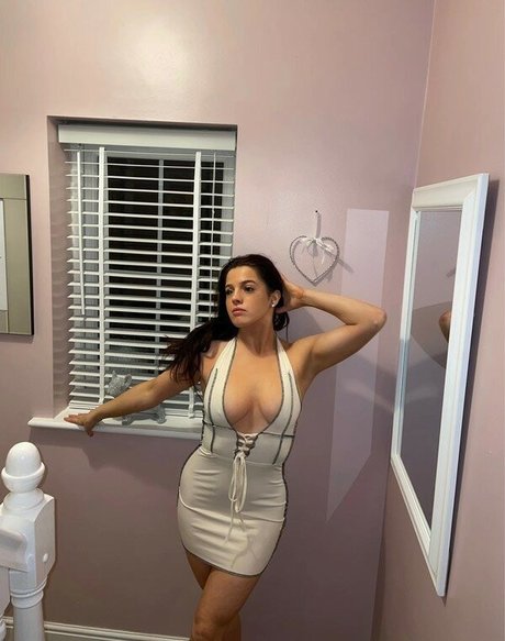 Emily Monks sexy model galleries