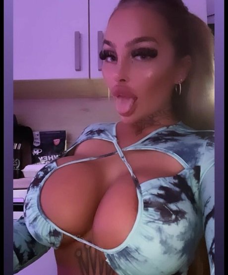 lola official art model image