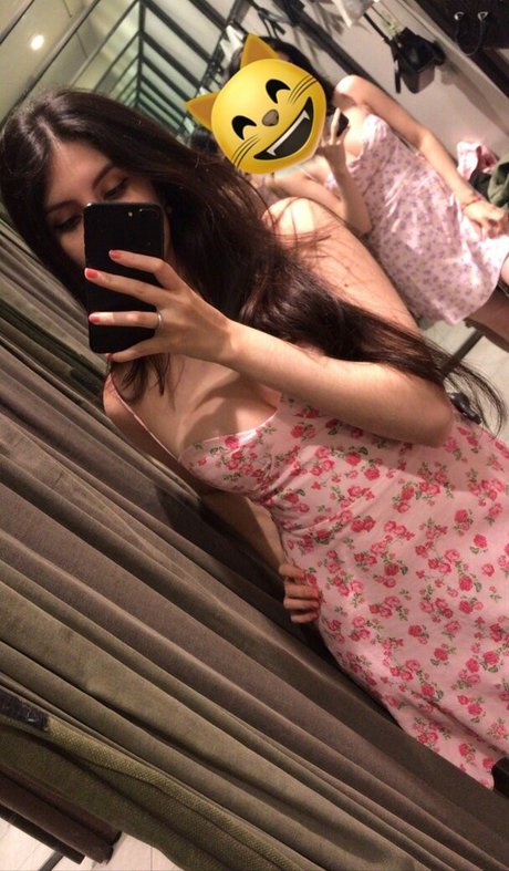 ilamie model exclusive pictures