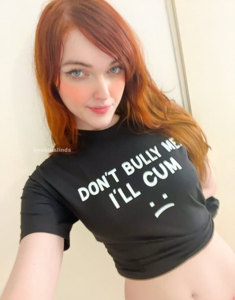 Lindsay Vanilla nudes actress images