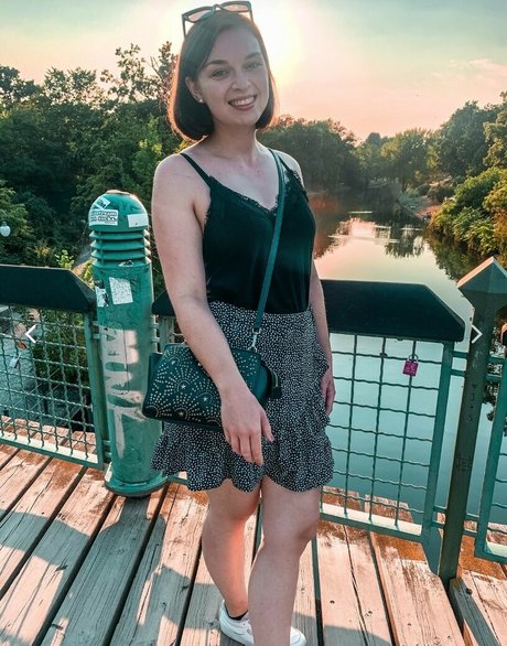 cloebaker star adult image