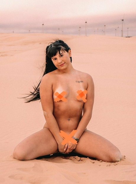 Indiazinha Moema pornographic model archive