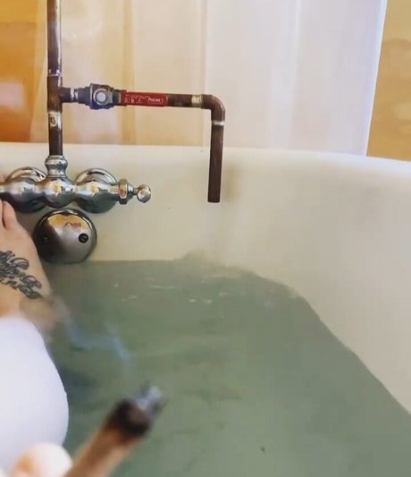 Vanessa Dora Lavorato star nude img