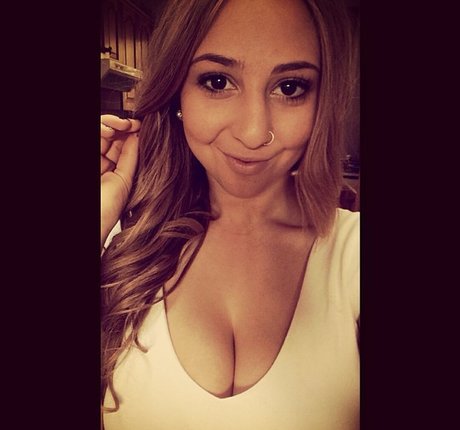 Wears ren model nice gallery