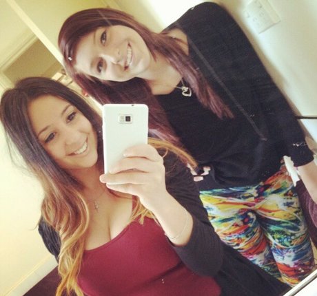 Wears ren model nude pic