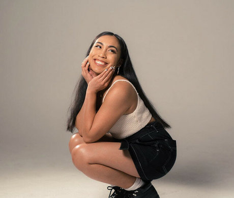 DJ Noodles model hd pictures