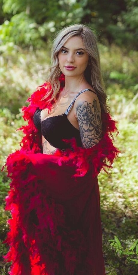 Cassidy June naked actress picture