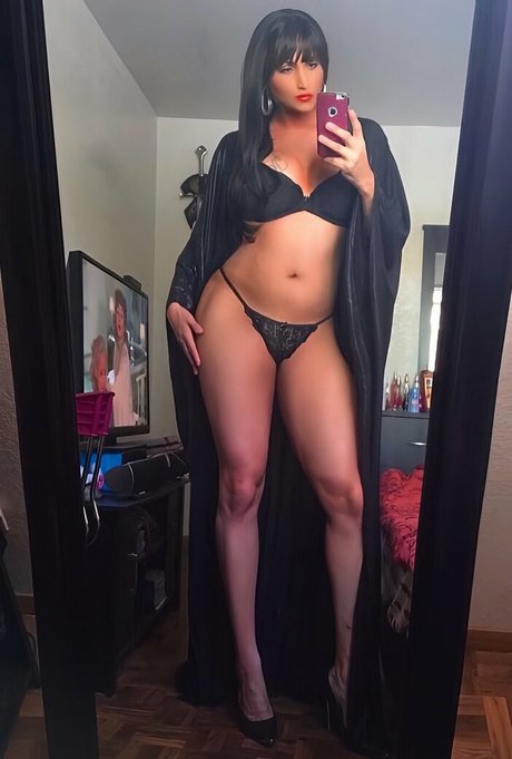 Brazilianhoneyy pretty model pictures