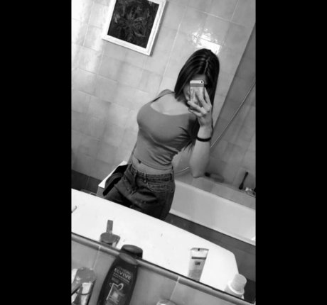 Elissa T model adult images