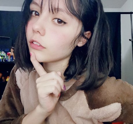 Poiodecolores adult star pics