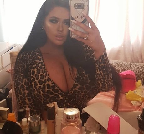 Megan Carys Gomer star adult archive