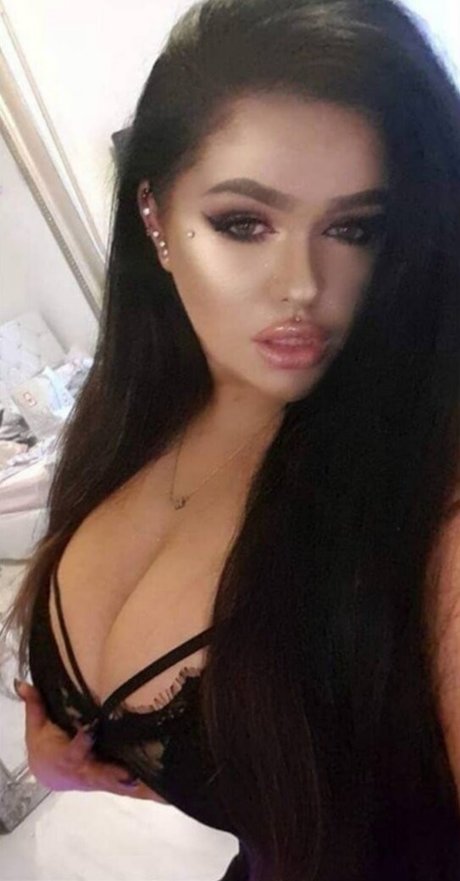 Megan Carys Gomer adult model archive