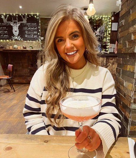 Emily Mather star pretty image