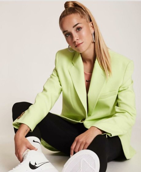 Giulia Gwinn pornstar high quality pic