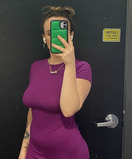 Annie Marie Sauve adult model pics