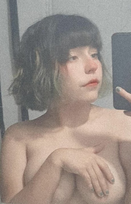 Kenia Jose model pic