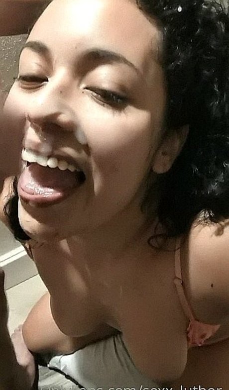 Sex Luthor pretty model photos