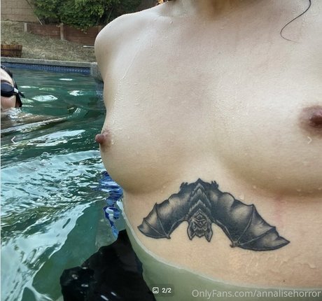 AnnaliseHorror art pornstar photos