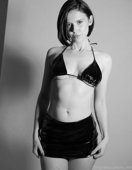 Ioveil pornstar nudes archive