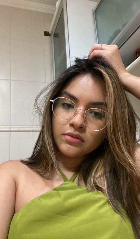 Novinhas Anonimas hot model pic