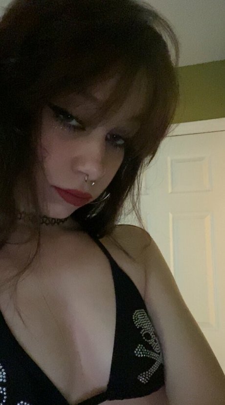 sluttylilypad sexy star photos