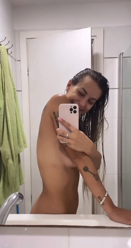 Gal Leo pornstar nice picture