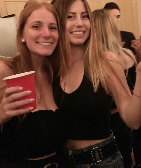 curvy amateur onlyfans pornos image