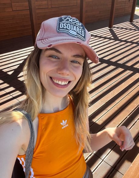 mvriaemiliv exclusive actress galleries